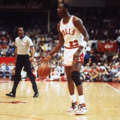 Consejo pulgar Salvación Se cumplen 30 años del debut de Michael Jordan en la NBA