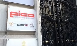 Cartel de la empresa Eico en el portal de sus oficinas en Valencia