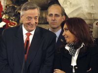 Néstor Kirchner, el presidente que sacó a Argentina del corralito