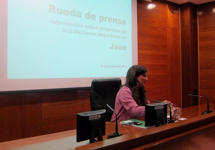 La delegada de Educación, Cultura y Deporte en Jaén, Yolanda Caballero.