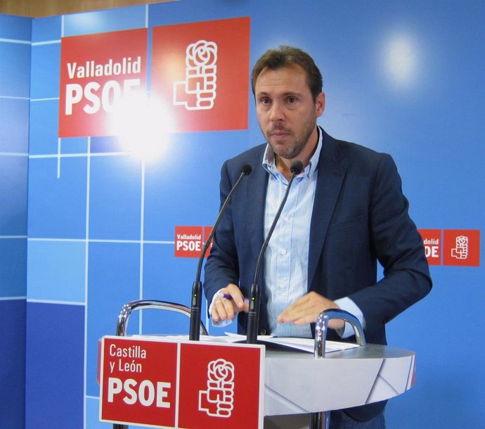 El presidente del Grupo Municipal Socialista de Valladolid, Óscar Puente