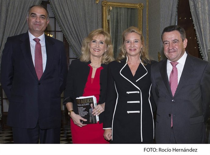 Presentación del libro 'Yo abdico. Todas las claves'