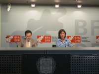 Garamendi pide a sindicatos desconvocar la huelga en Bizkaibus y trabajar en un documento en el que "no haya imposibles"