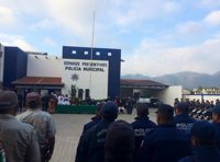 Más de 300 policías de Chiapas son cesados, a raíz de lo ocurrido en Iguala