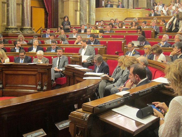 Hemiciclo del Parlament durante el pleno