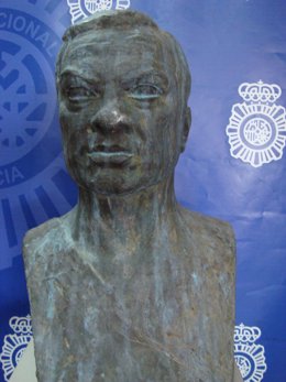 Busto de Rubén Darío sustraído y recuperado en Cádiz