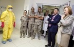 La presidenta de Aragón ha visitado el Hospital Royo Villanova.