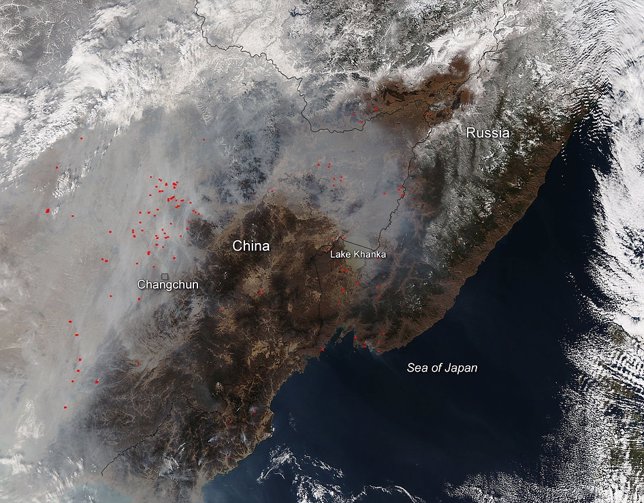 Humo de incendios agrícolas en China se ve desde el espacio