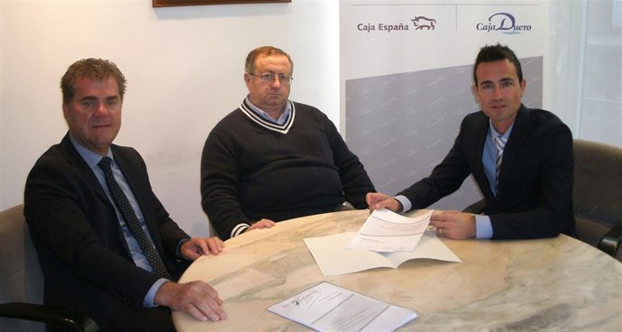 José Ramón Aguado (centro) con Joaquín Julio García (izq) y José Carlos Renedo 