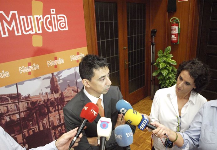 El portavoz de UPyD en el Ayuntamiento de Murcia, Rubén J. Serna