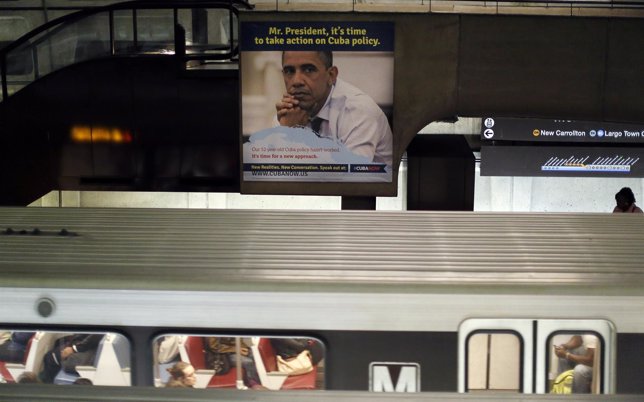 Campaña publicitaria de Cuba Now en el metro de Washington