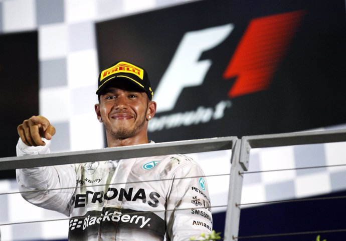 Lewis Hamilton celebra su triunfo
