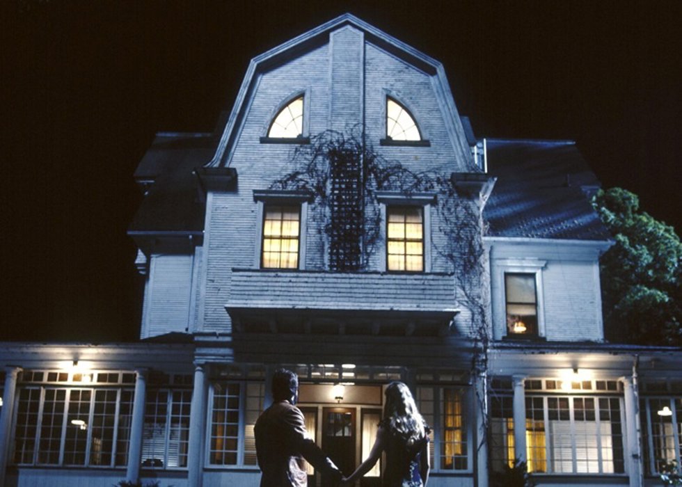 Escena película The Amityville Horror destinos terroríficos destinos Halloween 7