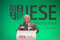 El Nobel de la Paz Lech Walesa llama a reconvenir a Rusia tras su "error" al sacar los "tanques"