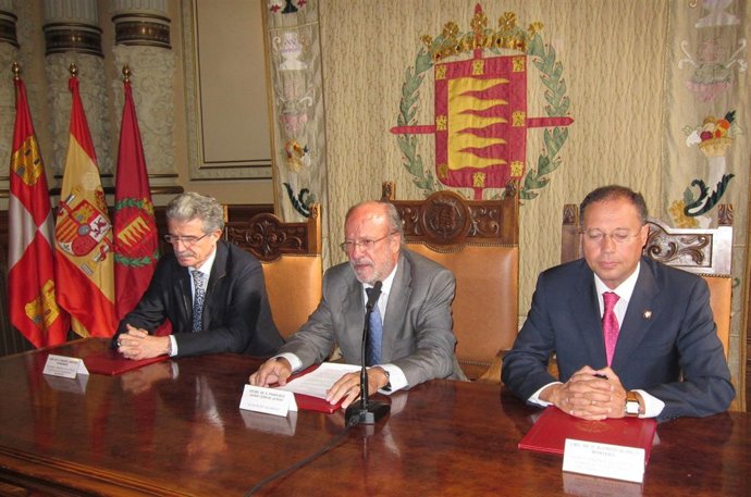 Rueda de prensa sobre la ampliación de las subvenciones a nuevas empresas