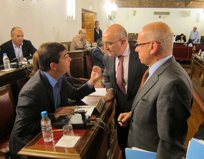 Zancada, Carnero y Centeno en el Pleno de la Diputación de octubre