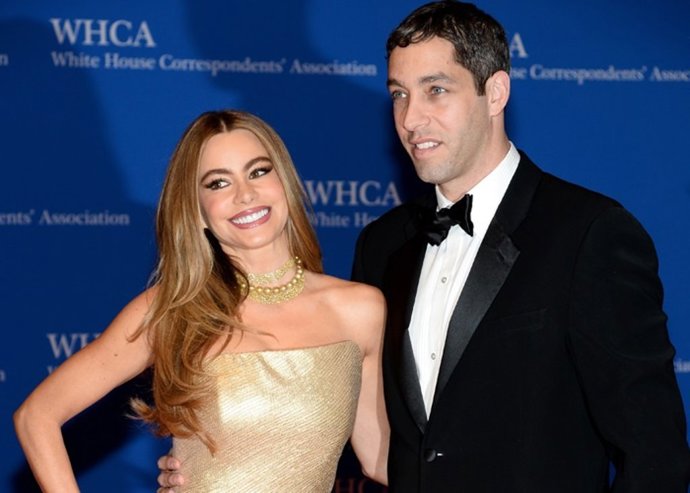 WASHINGTON, DC - MAY 03:  Actress Sofia Vergara and Nick Loeb attend the 100th A