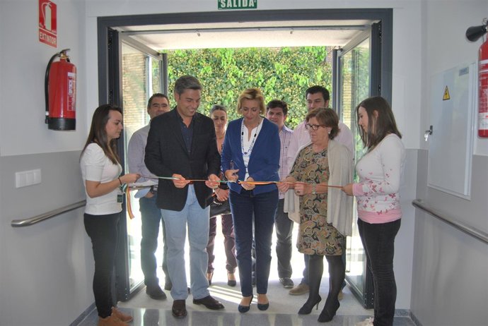 Soto (centro), entre Lorite y Sánchez en la inauguración