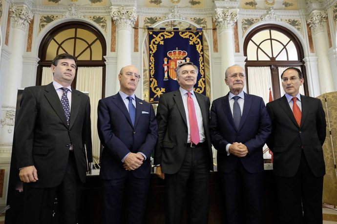 El embajador ruso Korchagin, De la Torre y González de Lara 