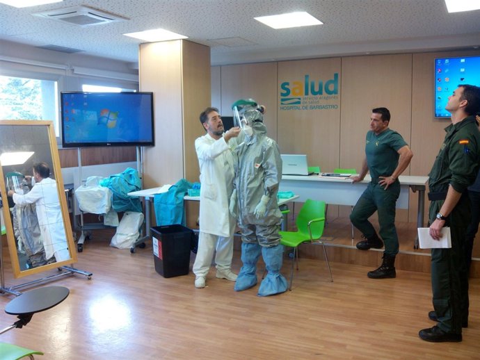 Formación a profesionales del Hospital de Barbastro sobre el ébola