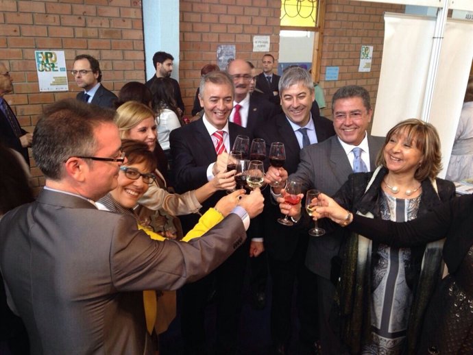 Javier Campoy inaugura la Feria Expo Caspe.