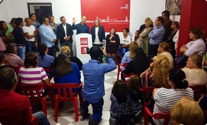 Acto público del candidato del PSOE a Alcaldía de Isla Cristina, Pedro Pascual