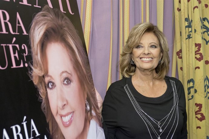 Mara Teresa Campos presentando un libro en Madrid