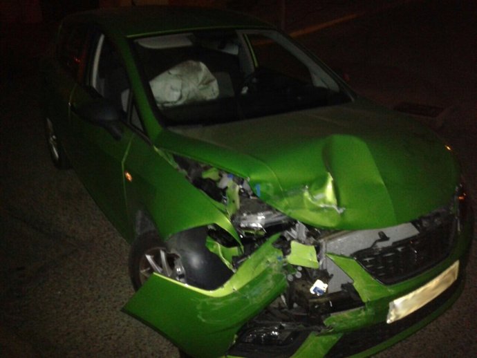 Estado en el que quedó el coche del concejal.