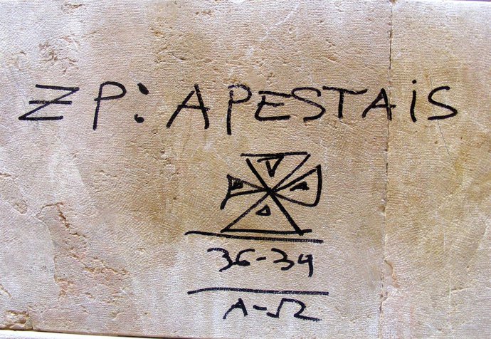 Pintada en la sede del PSIB