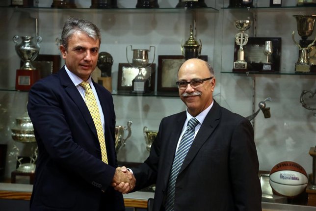 Director Metro Málaga, Fernando Lozano, y presidente del Unicaja, Eduardo García