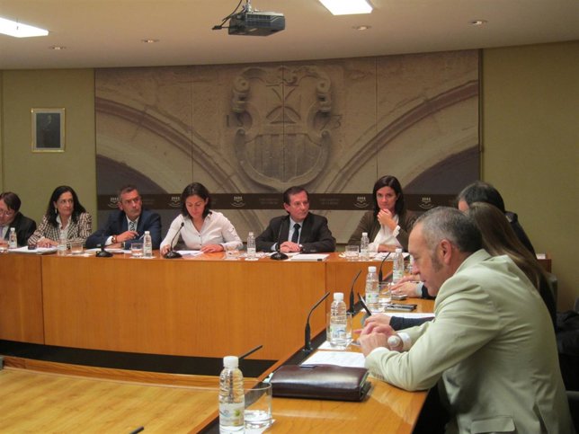 Erro explica los presupuestos para su departamento