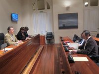 PP y Foro terminan acusando al PSOE de obstaculizar la investigación a Villa tras la incomparecencia del exlíder minero