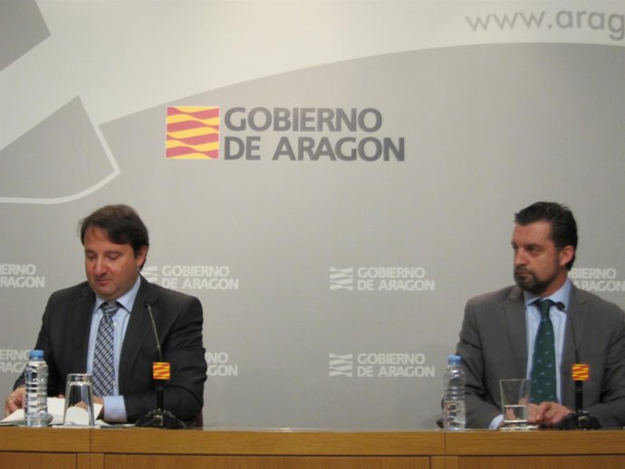 Director general de Economía, José Maria Garcia y director INAEM, Jorge Escario