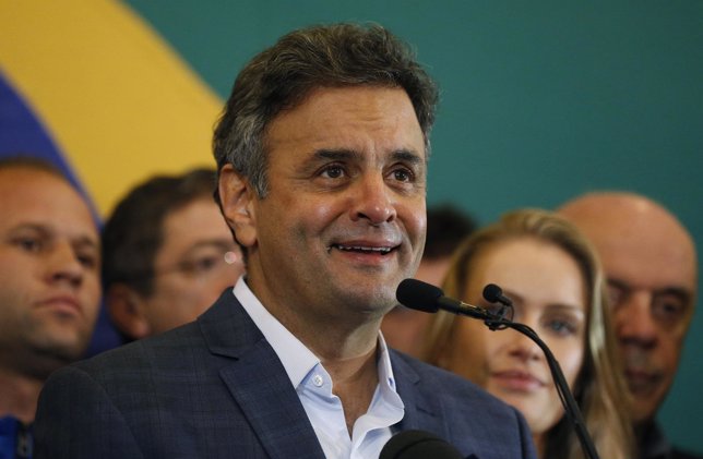 El candidato presidencial Aecio Neves del PSDB