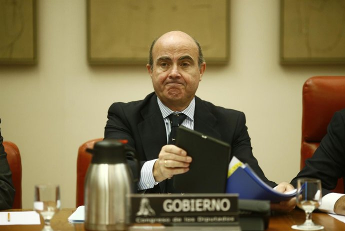 Luis de Guindos en el Congreso