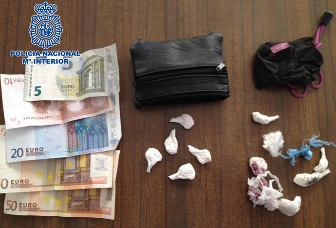 Material intervenido en el club de alterne