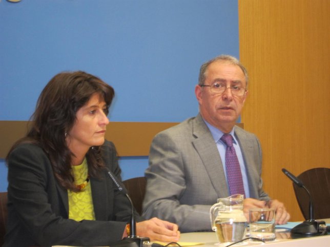 El vicealcalde, Fernando Gimeno, y la consejera municipal Carmen Dueso