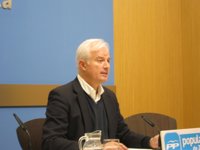 Suárez exige una reunión de la Junta de Portavoces donde se entregue toda la documentación del tranvía