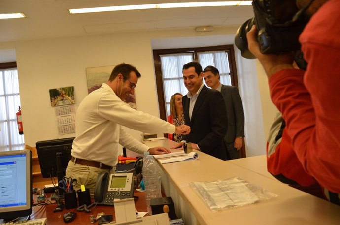 Moreno registra la enmienda a la totalidad del PP-A al Presupuesto