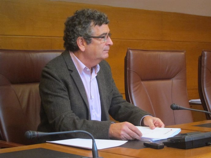 El diputado del PSOE Juan Guimerans