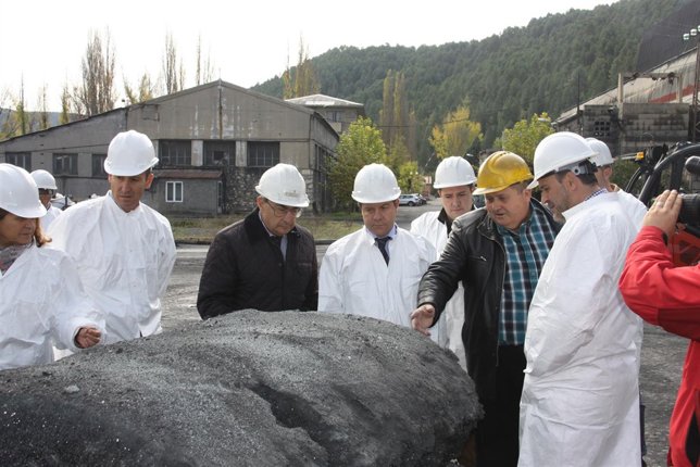 Page visita una fábrica de Cuenca