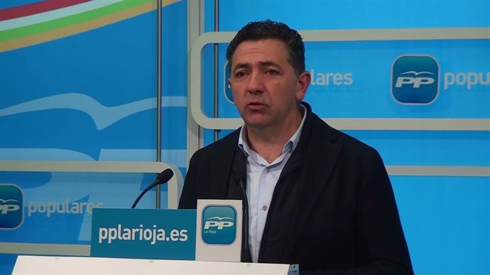El secretario general del PP, Carlos Cuevas, analiza PGR 2015