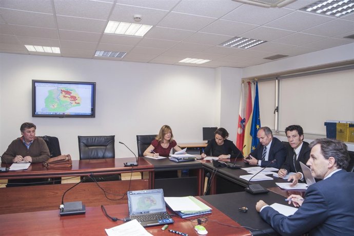 El consejero de Ordenación del Territorio y Urbanismo preside la CROTU