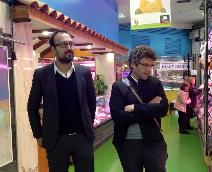 El concejal de Mercados en la Plaza de Abastos