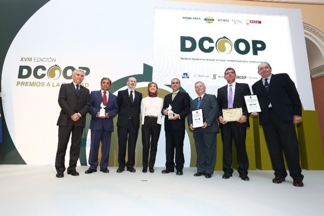Isabel García Tejerina y premios Dcoop 