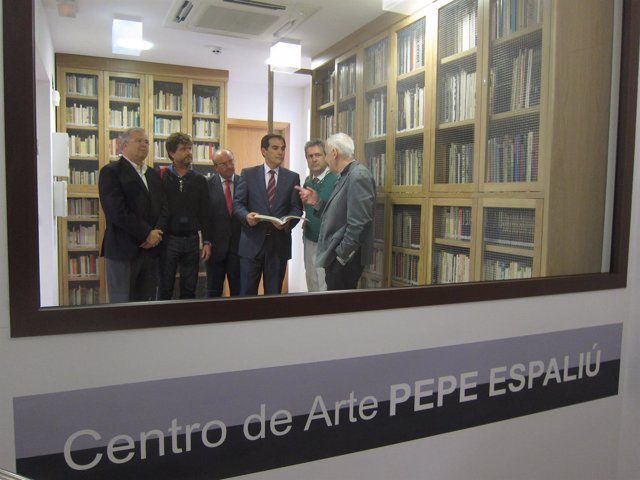 Inauguración de la biblioteca de Pepe Espaliú