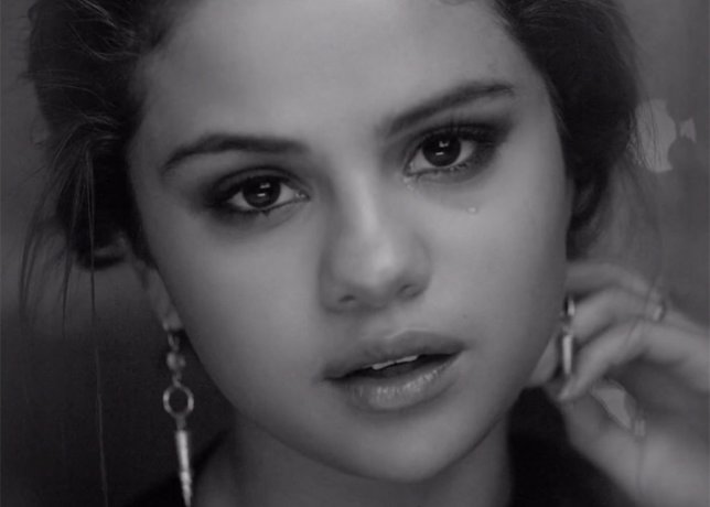 Selena Gómez destrozada en su nuevo videoclip sobre su tortuoso romance con Just