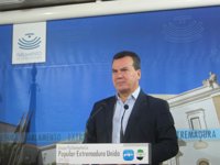 El PP en Extremadura enmarca viajes de Monago en avión en que era "encargado" del partido en el Senado para Canarias