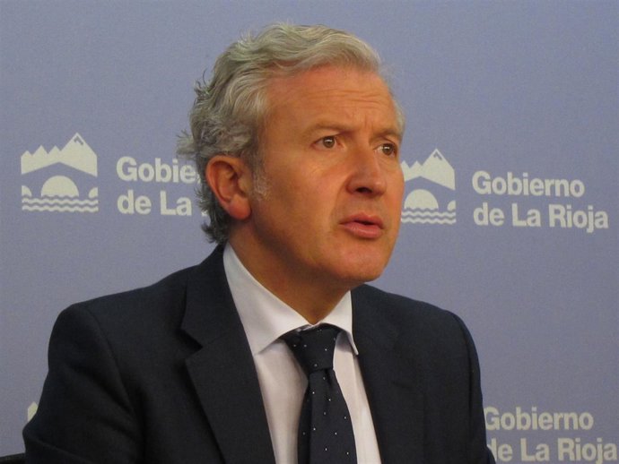 El portavoz del Gobierno riojano, Emilio del Río, informa Consejo del Gobierno