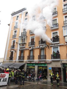 Simulacro de incendio de los bomberos para criticar 